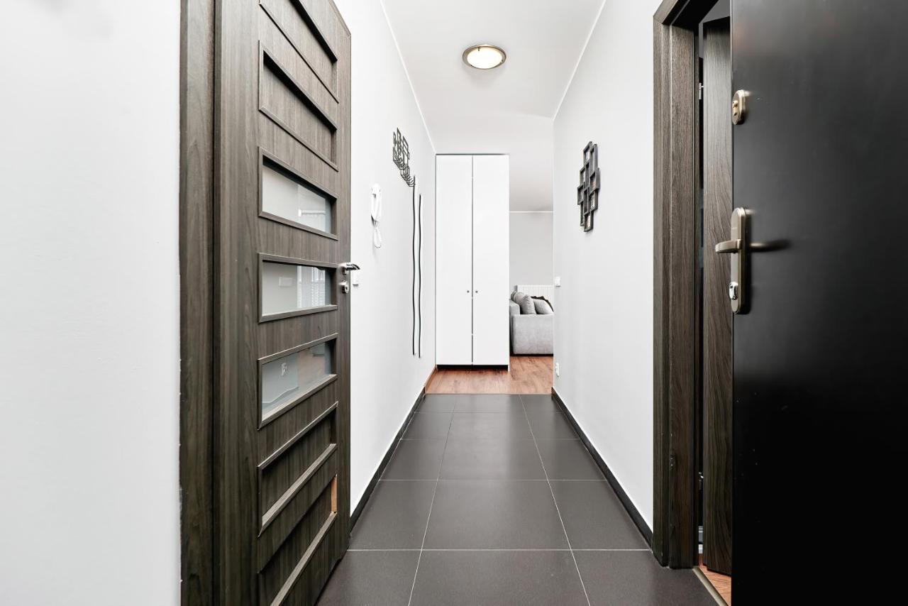 Apartment Wroclaw Sikorskiego With Free Garage By Renters Prestige 外观 照片